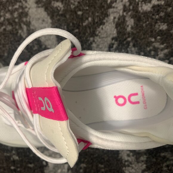On Running CloudNova Undyed Pink Women's Size 6, 7 - Picture 5 of 6